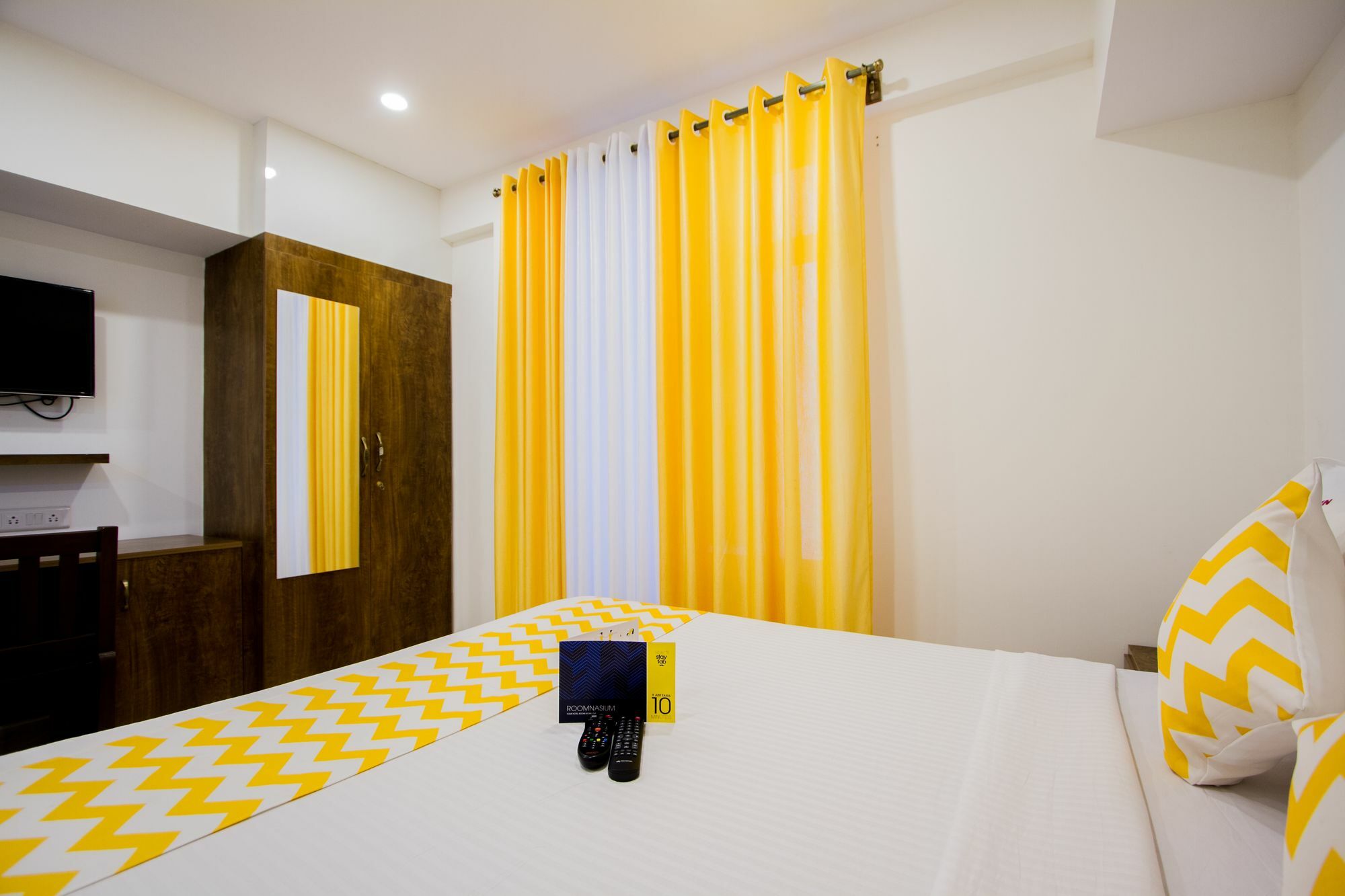 Fabhotel Oakwey Inn - Indiranagar Bangalore Exteriör bild
